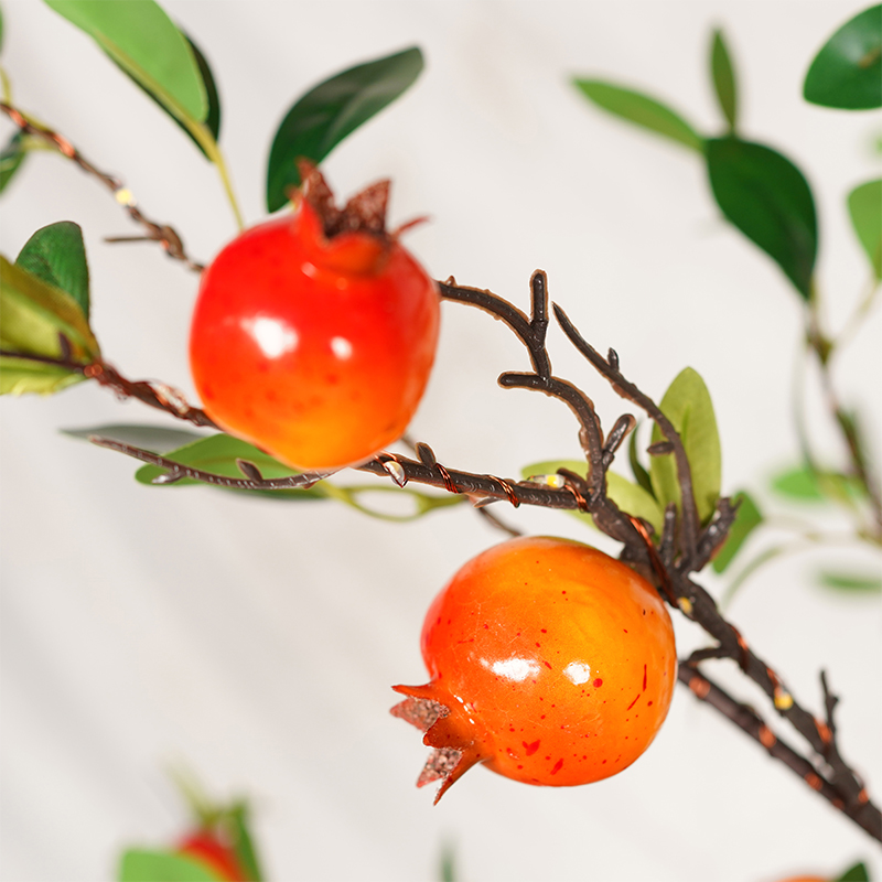 Simulation Pomegranate Tree With Light